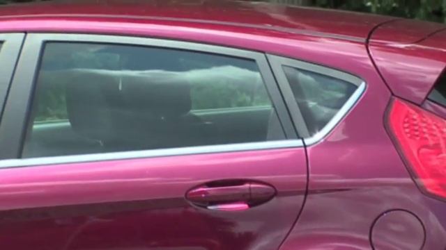 Ford Fiesta 2010 Premières Impressions par Auto123.com смотреть онлайн