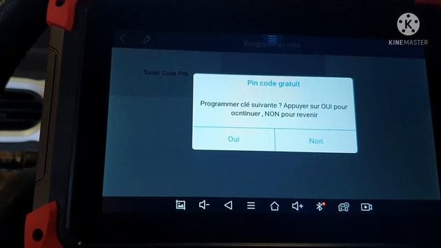 programmation de clé de RENAULT MODUS 2007 et 2008 xtool-x100 pad смотреть онлайн