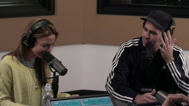 Loveline Highlighs: Simone Talks Funny (ft. Adam Carolla) смотреть онлайн