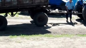 МТЗ 80 с двумя прицепами 2ПТС4