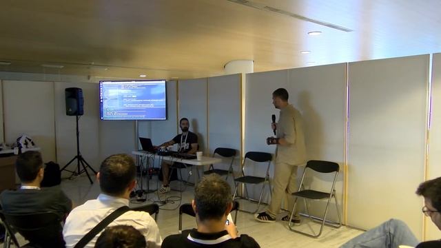 Voxxed Days Athens 2022 - Quarkus Deep Dive by Ioannis Canellos & Georgios Andrianakis смотреть онлайн