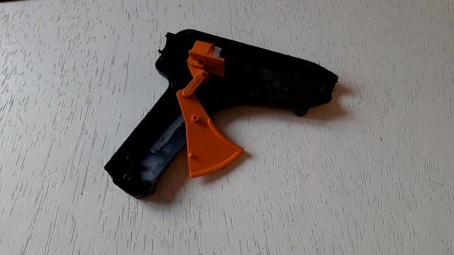 Разборка, ремонт и сборка сгоревшего клеевого пистолета смотреть онлайн