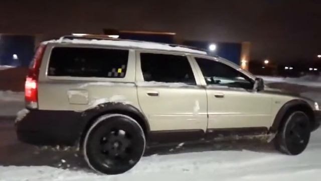 2001 Volvo V70 XC AWD test смотреть онлайн