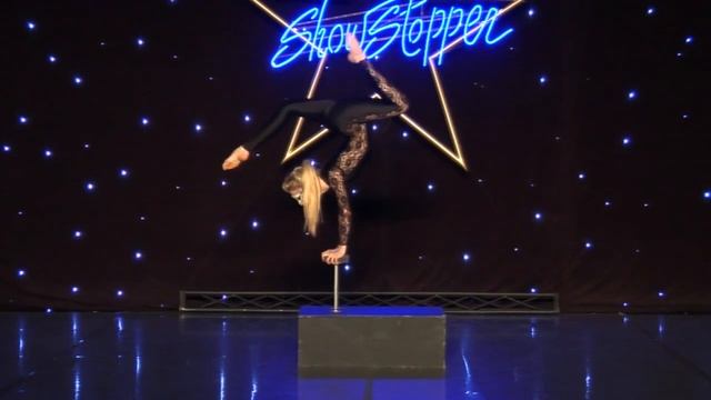 AMAZING CONTORTIONIST - BRYNNE KLASSEN