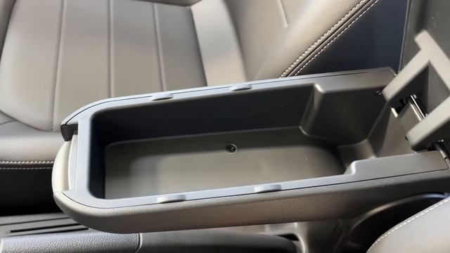 Новая Jetta VA3 вместо Volkswagen Polo и Skoda Rapid. Сколько стоит новинка и какие недостатки? смотреть онлайн