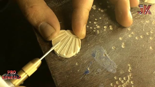 Про ремесло. Делаем украшения из дерева. смотреть онлайн