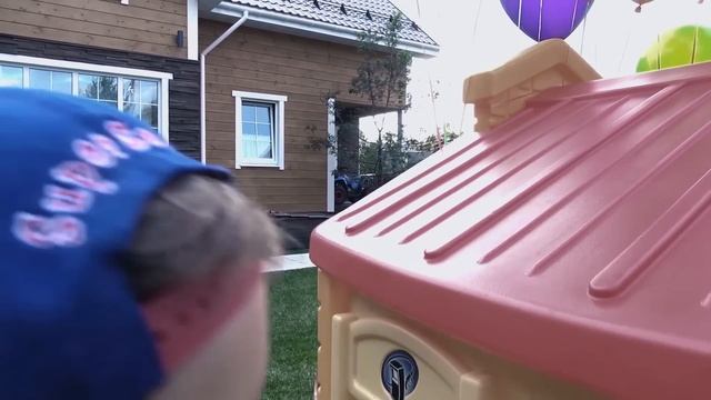 Сеня Хочет Улететь в НЕБО на ДОМЕ с ШАРИКАМИ смотреть онлайн