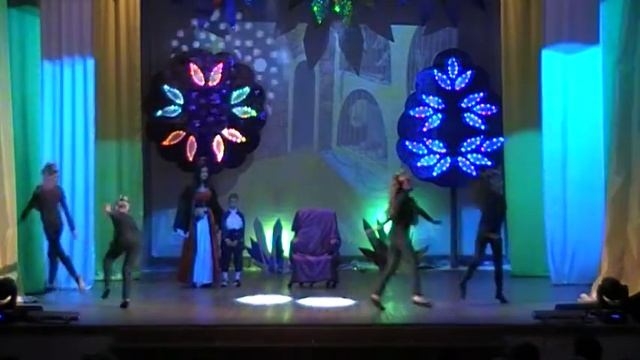 Новогодний спектакль "Черная Курица" смотреть онлайн