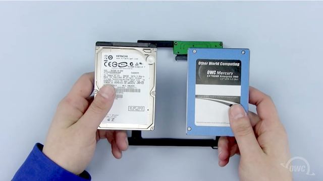 How to Install a Second Internal Drive Inside a 2010 13-inch MacBook Pro with the OWC Data Doubler смотреть онлайн