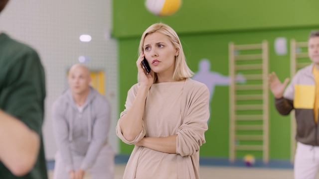 Успейте заметить, о чем молчит подросток (Физкультура)_30 секунд смотреть онлайн
