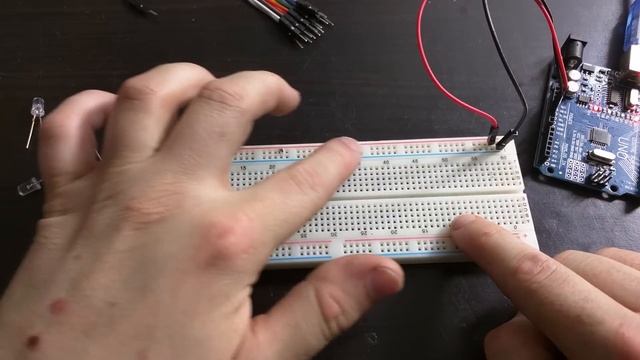How to use a BreadBoard - Electronics Basics 10 смотреть онлайн