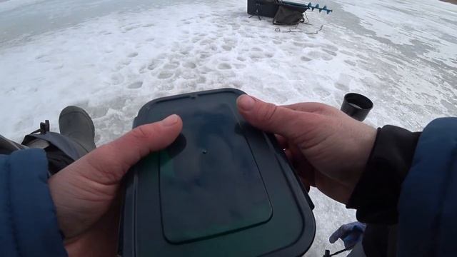 Весенняя рыбалка. Закрытие зимнего сезона.Хороший клев. смотреть онлайн