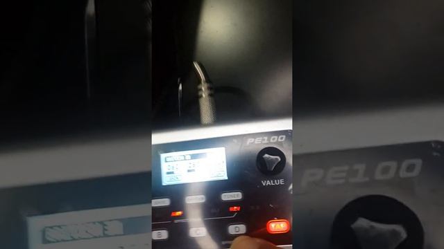 pedaleira mooer pe100 mostrando as funções смотреть онлайн
