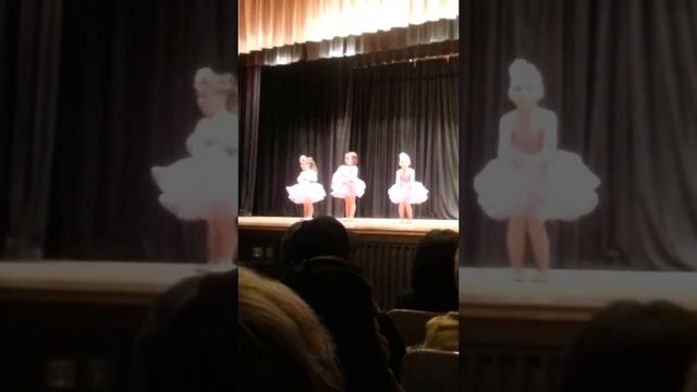 Layla Jean, Dance Recital, The Lumineers смотреть онлайн