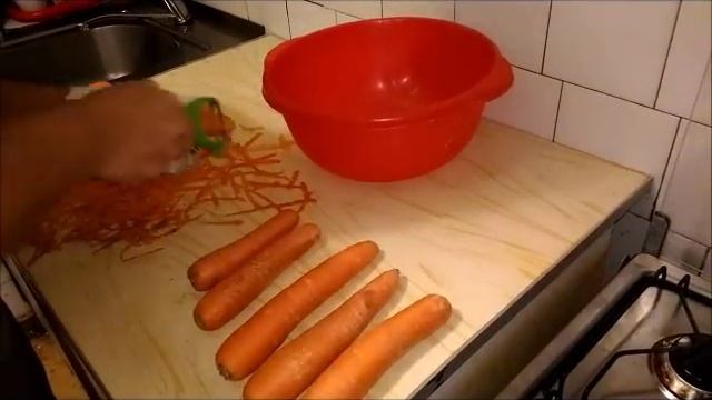 Как быстро почистить морковь 1 кг. за 2 минуты? смотреть онлайн