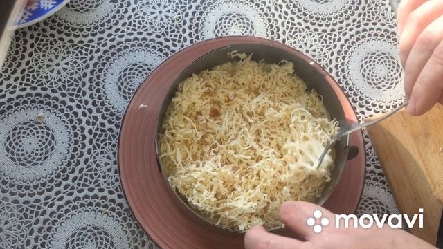 Очень вкусный салат из колбасного сыра и грибов.!!!! смотреть онлайн
