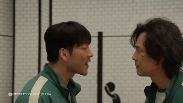 КАК СНИМАЛИ ИГРУ В КАЛЬМАРА (@tophype) смотреть онлайн