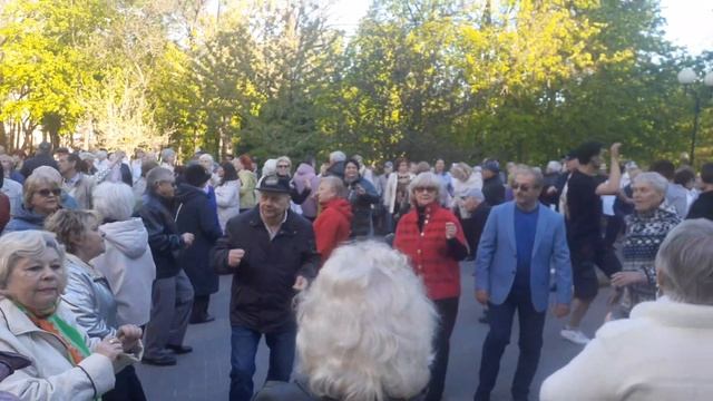 Я кахаю мамо. В Гомельском парке культуры. 01.05.2023. смотреть онлайн