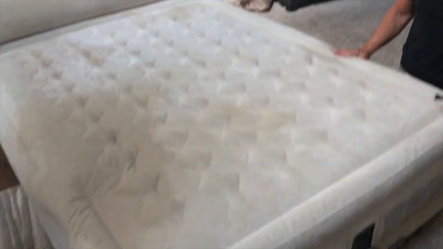 Intex Dura Beam Air Mattress Deluxe Comfort Headboard Airbed Queen 18 Inch Height Internal Pump смотреть онлайн