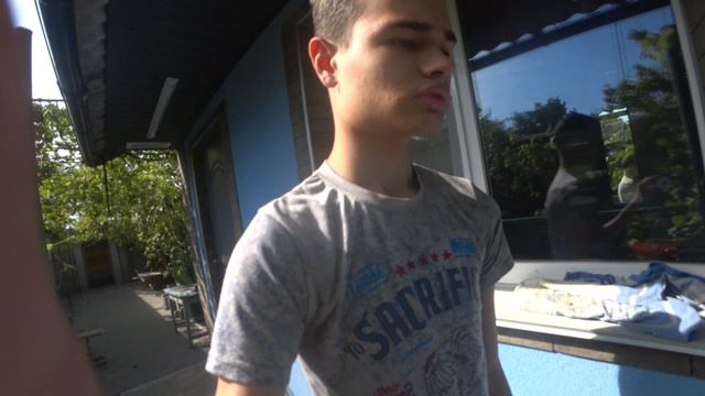 Самый простой способ начать зарабатывать на инвестициях! смотреть онлайн