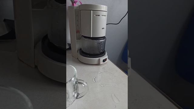 кофеварка Браун смотреть онлайн