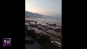 ЦУНАМИ В ИНДОНЕЗИИ 2018   Видео глазами очевидцев