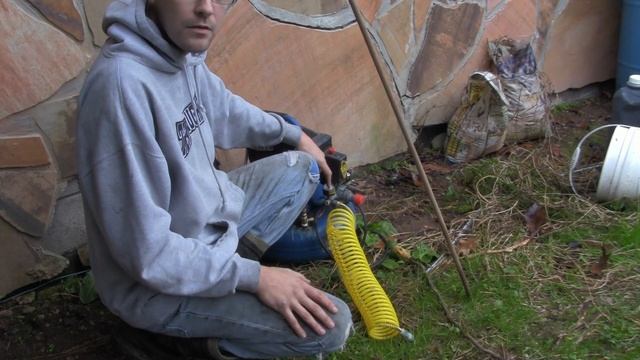 A better way to drive grounding rods. (Air hammer) смотреть онлайн