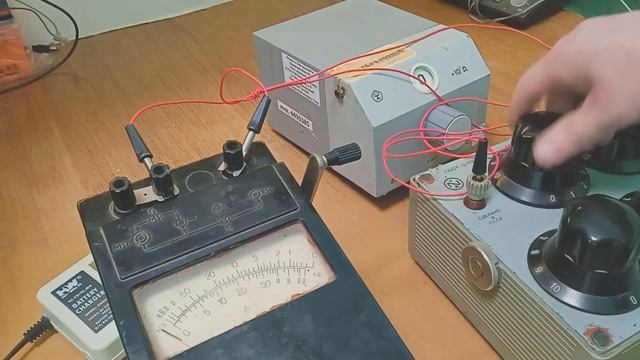 М4100/4 Мегаомметр. Краткий обзор, практическое измерение прибором М4100 сопротивления в кОм и Мом смотреть онлайн