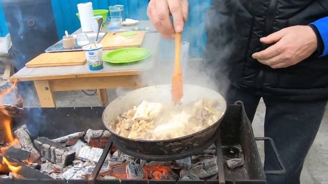 МЯСО НА УГЛЯХ.ГРИБНОЙ СОУС.СОУС К МЯСУ смотреть онлайн