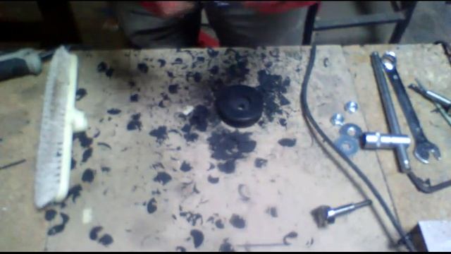 Виброопоры из хоккейных шайб смотреть онлайн