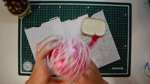 Елочная игрушка из ниток / Подготовка к Новому Году и Рождеству смотреть онлайн