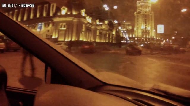 Парковщики гребут деньги на павелецком вокзале смотреть онлайн