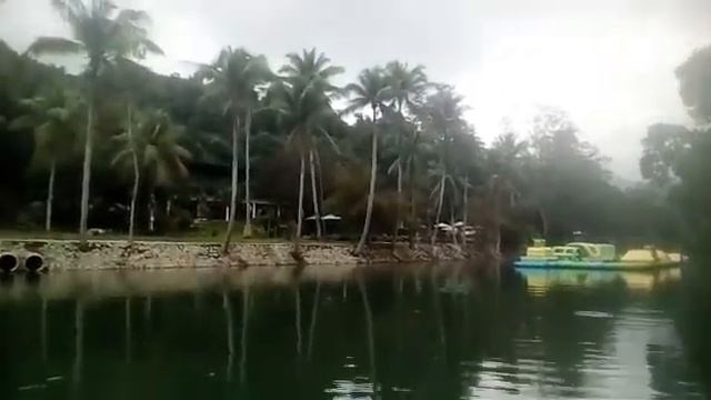 После посещения водопада Бахо. Катание на катамаране. Впечатления. Часть 5 / Ba Ho waterfalls смотреть онлайн
