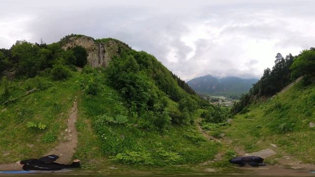 Мужские слезы водопад VR 360 смотреть онлайн