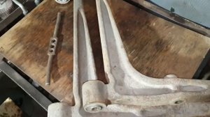 Передние рычаги Фольксваген транспортер т4. Замена сайлент блоков, покраска, установка