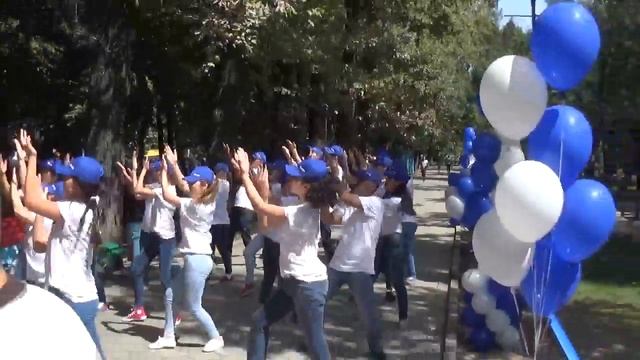 РСК Банк. Флешмоб в честь открытия спортивной площадки для жителей города Бишкек! смотреть онлайн