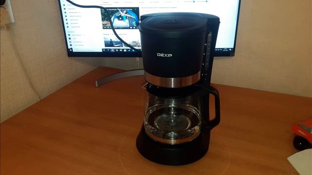 Кофеварка капельная DEXP DCM-1200 черный Распаковка