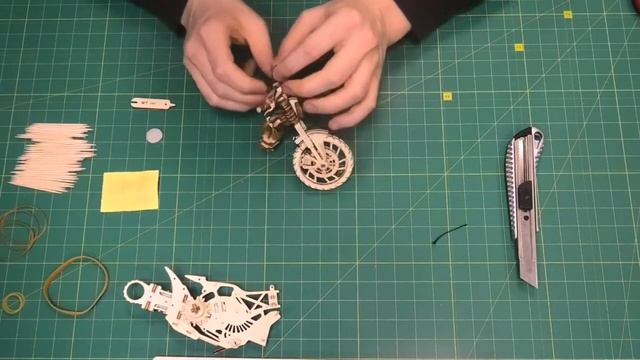 Видеоинструкция по сборке Мотоцикла DMS Wood Trick