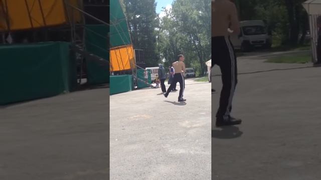 мужик отжигает смотреть онлайн