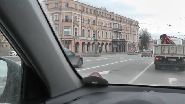 Автонакат - Островки и разметка на проезжей части являются важными. смотреть онлайн