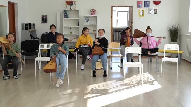 Игра в кальмара.... калмыцкую домбру! смотреть онлайн