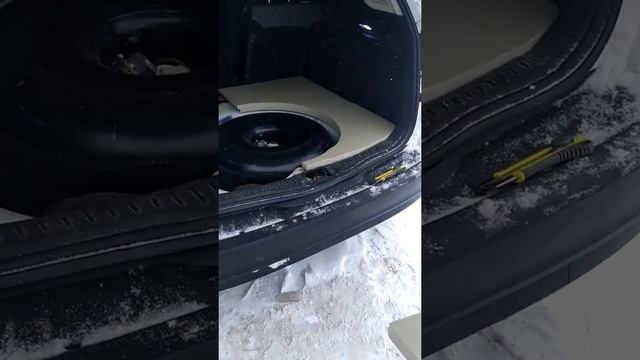 Выравнивание пола в багажном отделении авто под газовый баллон. смотреть онлайн