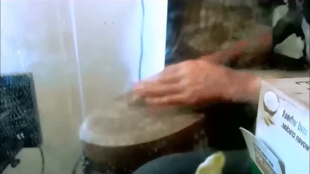 Working out the Remo Mondo 14" djembe смотреть онлайн
