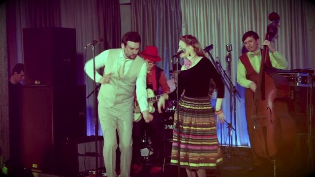 Хмуриться не надо Лада /Кавер группа СТИЛЯГИ БЭНД в Кремле смотреть онлайн