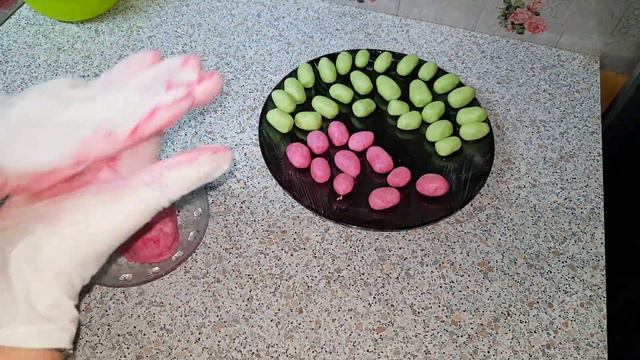 Сладкие яйца в гнёздах ( украшение для куличей ) смотреть онлайн