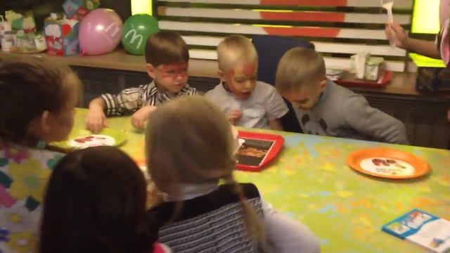 Шестой день рождения Елисея и вся шайка лейка. смотреть онлайн