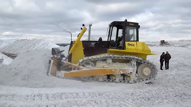 Эксплуатация ТМ10.10 ГСТ10 700мм отвал высота 1500мм - Гомельский хим. завод Республика Беларусь смотреть онлайн