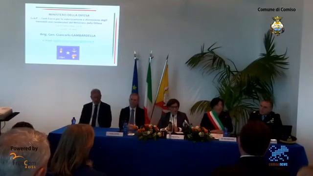 Il Ministro Elisabetta Trenta all'Aeroporto di Comiso per la cessione dell'area ex-USAF alla Sicili смотреть онлайн