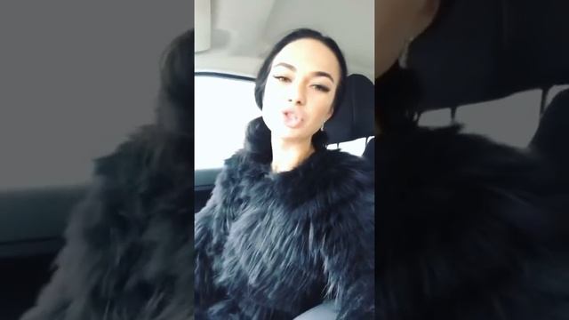 Яна Кошкина. Instagram Stories от 16.12.2017 смотреть онлайн