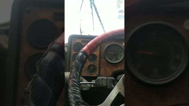 international 9800 продолжает удивлять своим состоянием! продолжаем - не сдаëмся смотреть онлайн
